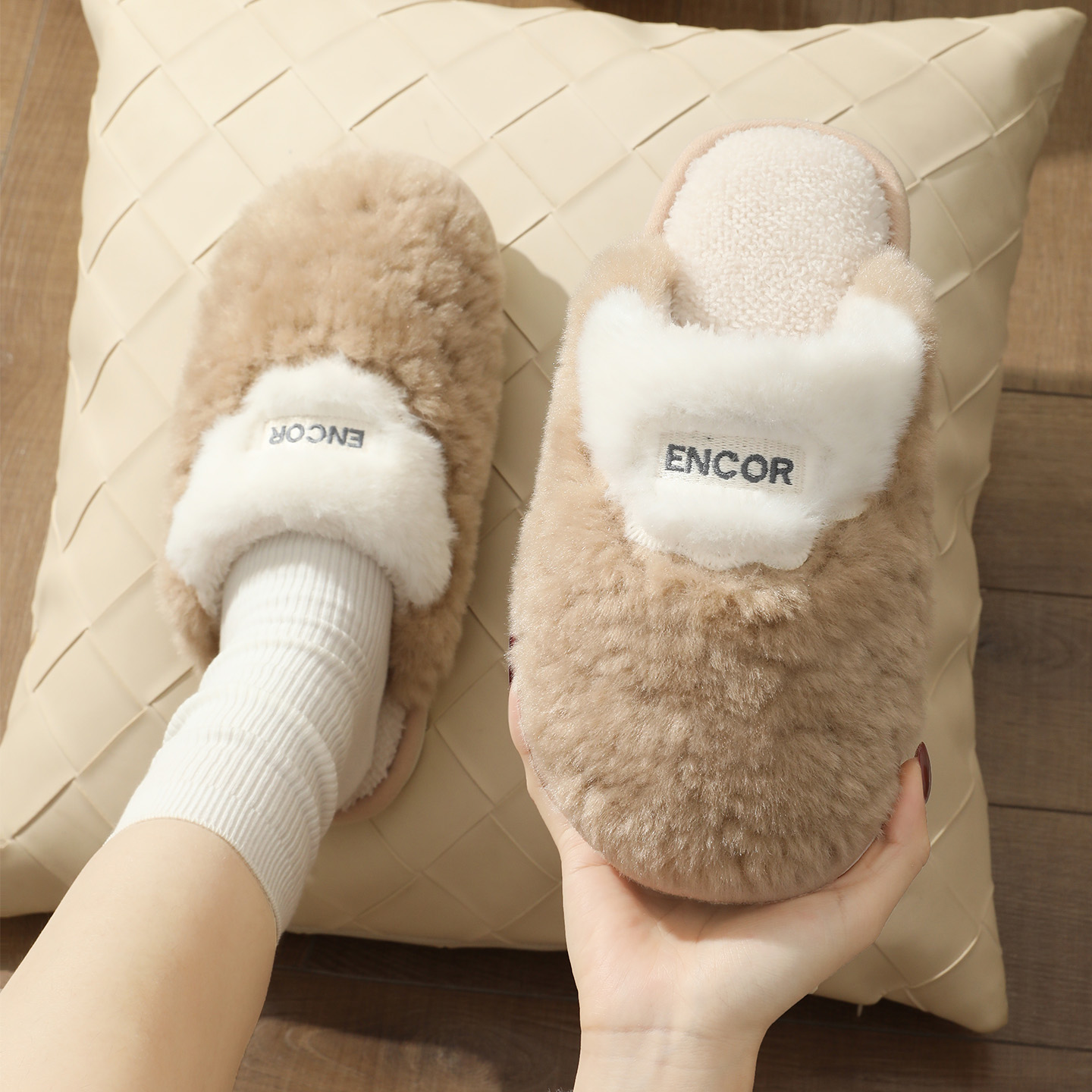 Winter Warm Plush Slippers Wom - Eco Sponge 评论和价格